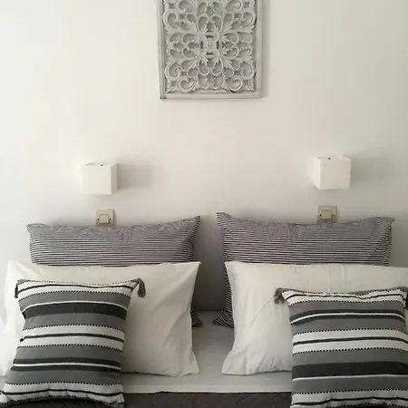 Rodia & Apartment *