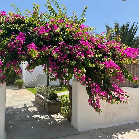 Rodia & * Parikia (Paros)