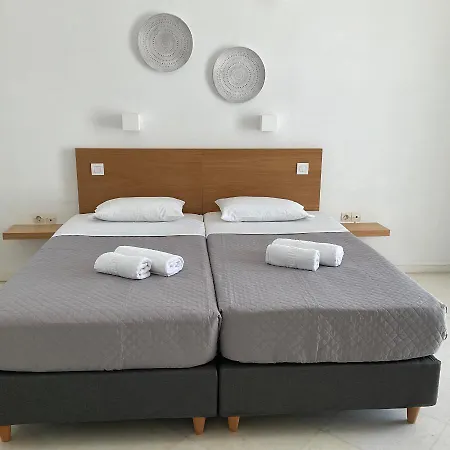 Rodia & Apartment Parikia (Paros)