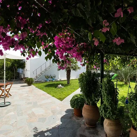 Rodia & * Parikia (Paros)