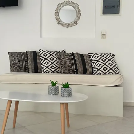 Rodia & Apartment