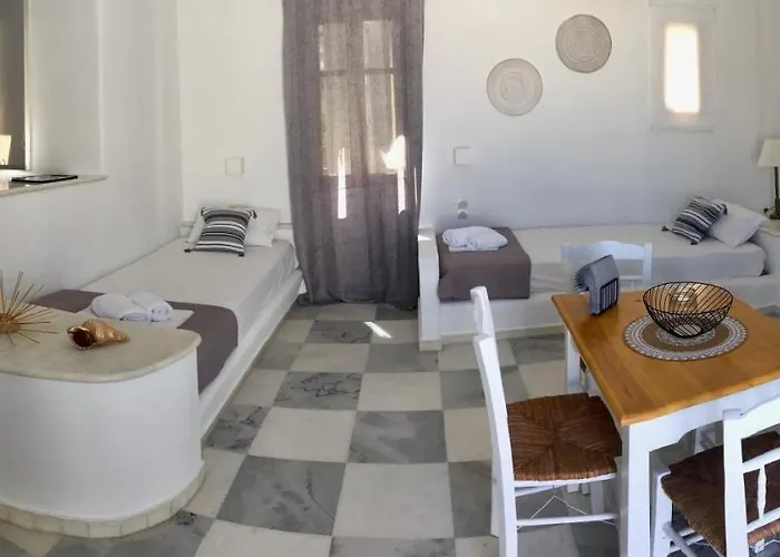 Rodia & * Parikia (Paros)